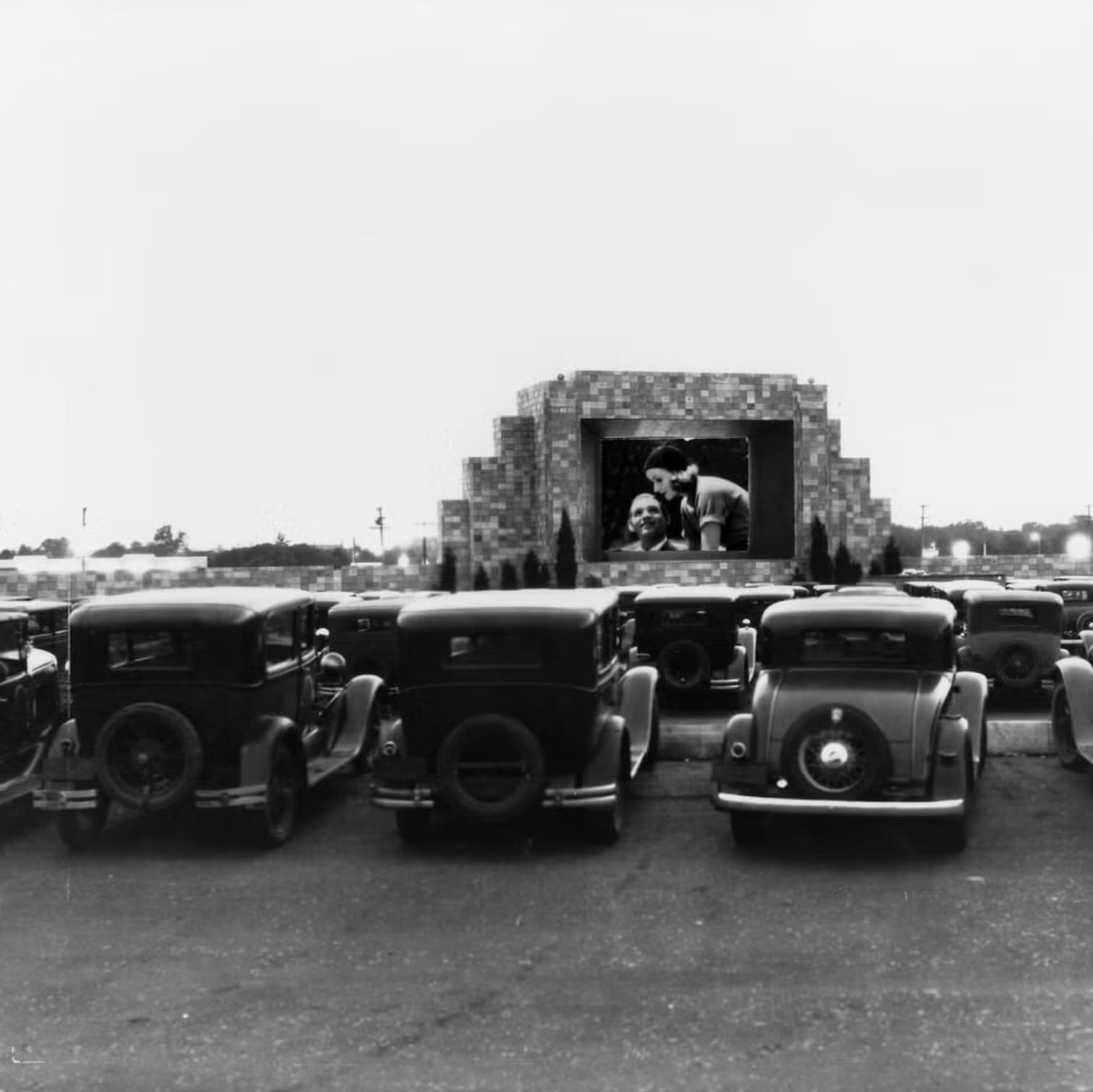 first drive in movie theater in camden nj